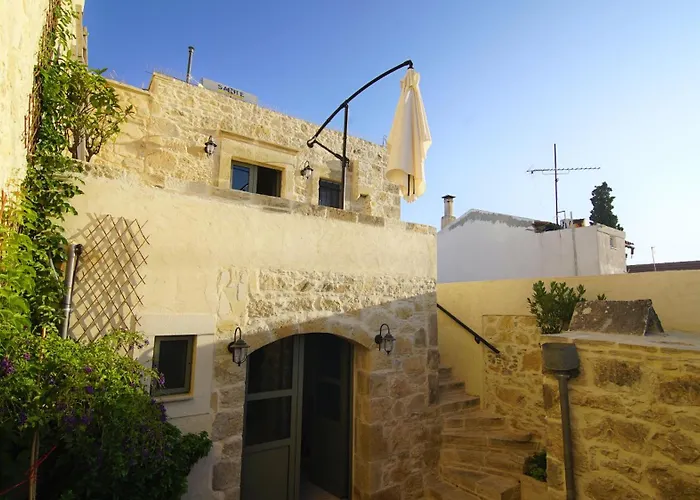 A Romantic House For Two